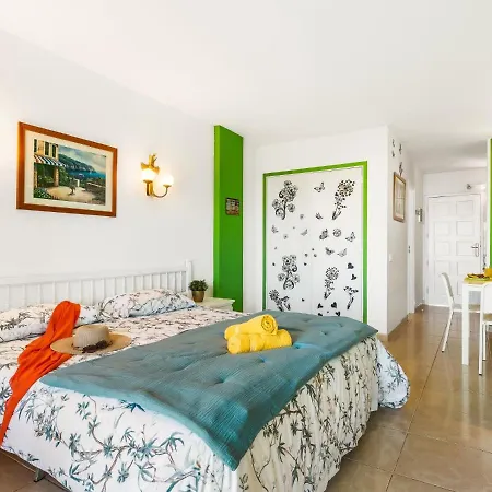 Apartment 426 Wonderful Sea View In Americas! Wi Fi Free!